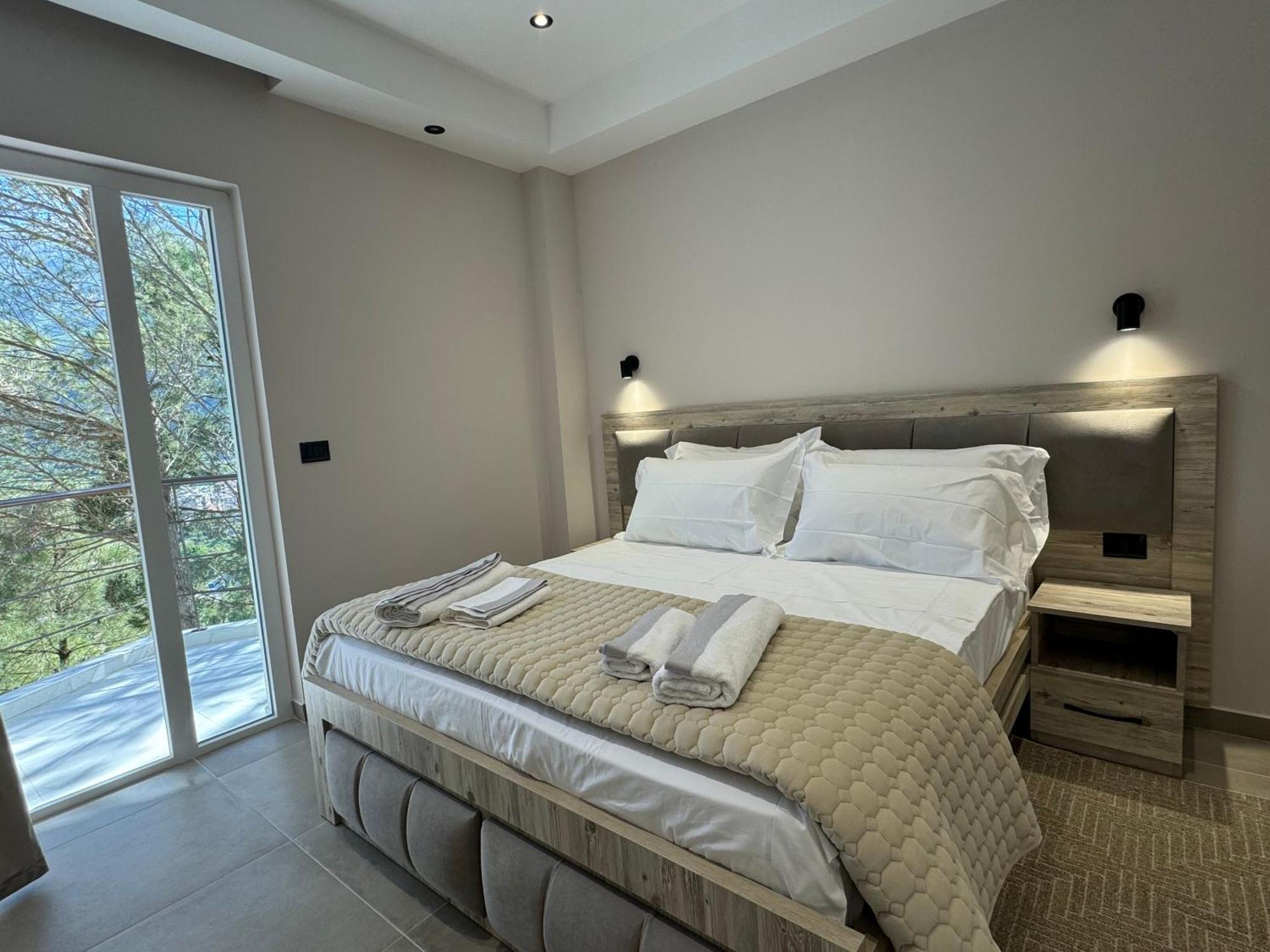 Hotel Kseal Përmet المظهر الخارجي الصورة