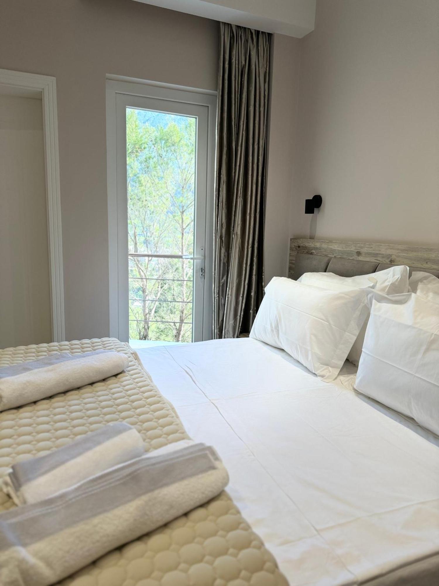 Hotel Kseal Përmet المظهر الخارجي الصورة