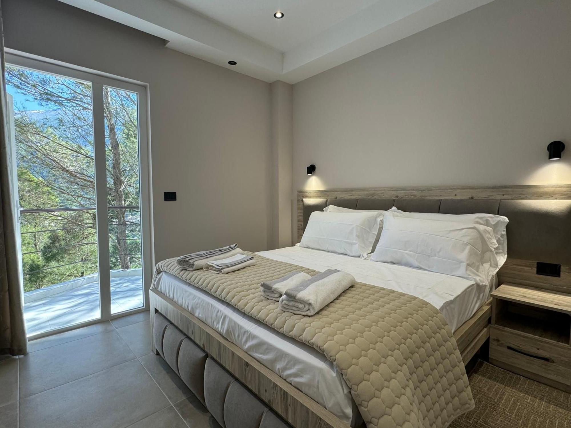 Hotel Kseal Përmet المظهر الخارجي الصورة